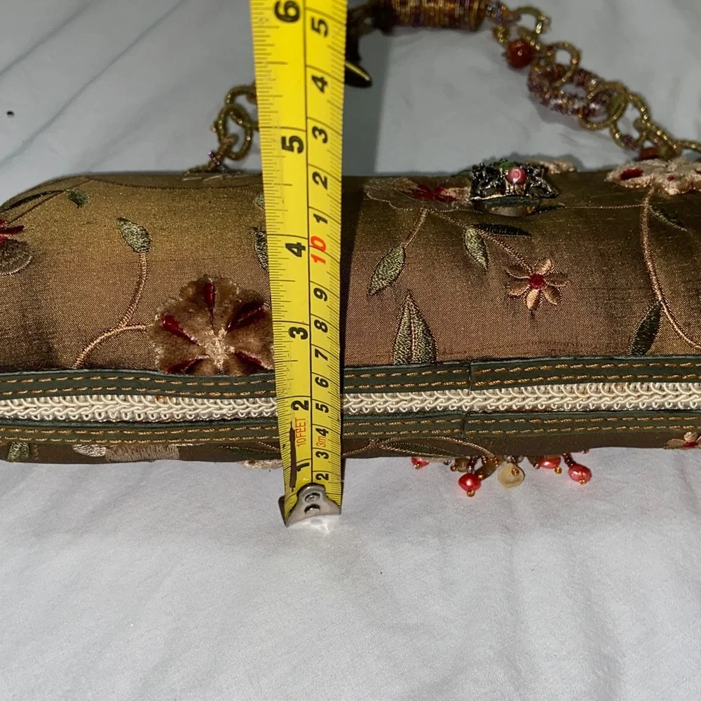 RARE HTF Like new Mary Frances Vintage Jeweled & Beaded feathers Clutch - Picture 10 of 16